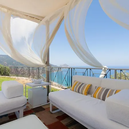 别墅 Relax At The Swimming Pool By Wonderful Italy *