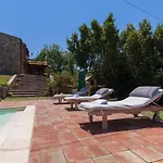 Relax At The Swimming Pool By Wonderful Italy チェファル