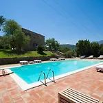 Relax At The Swimming Pool By Wonderful Italy ヴィラ