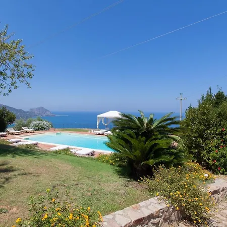 Relax At The Swimming Pool By Wonderful Italy Villa Cefalù