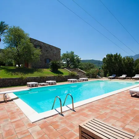 Relax At The Swimming Pool By Wonderful Italy Villa