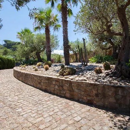 Relax At The Swimming Pool By Wonderful Italy