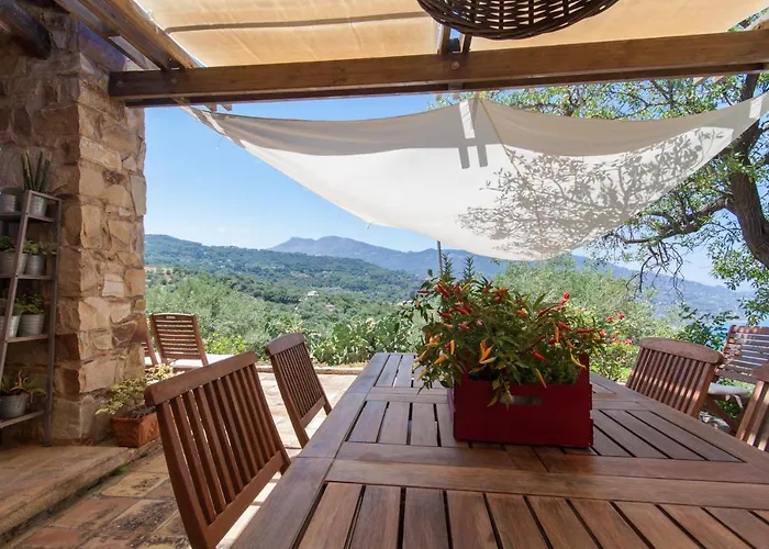 Relax At The Swimming Pool By Wonderful Italy Villa